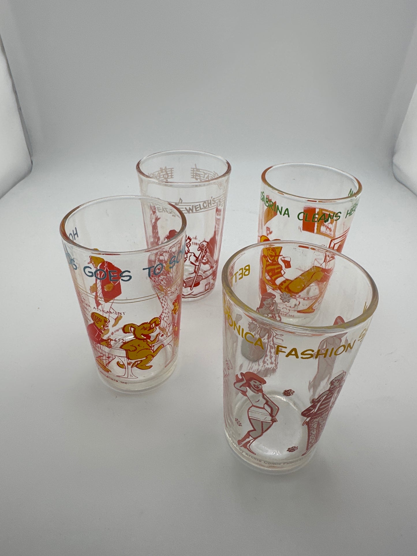 Vintage 1970s juice glass featuring characters from Archie Comics