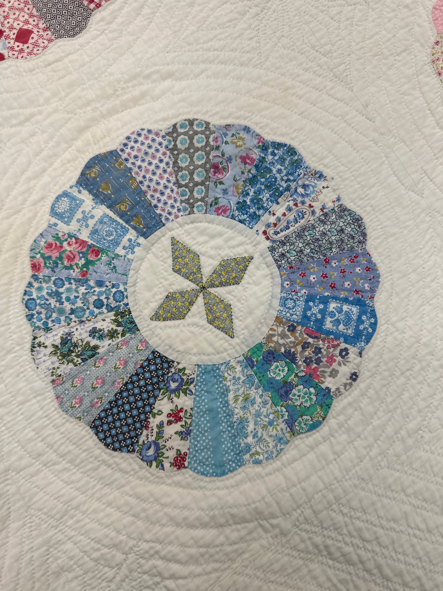 Antique 1920s Dresden quilt