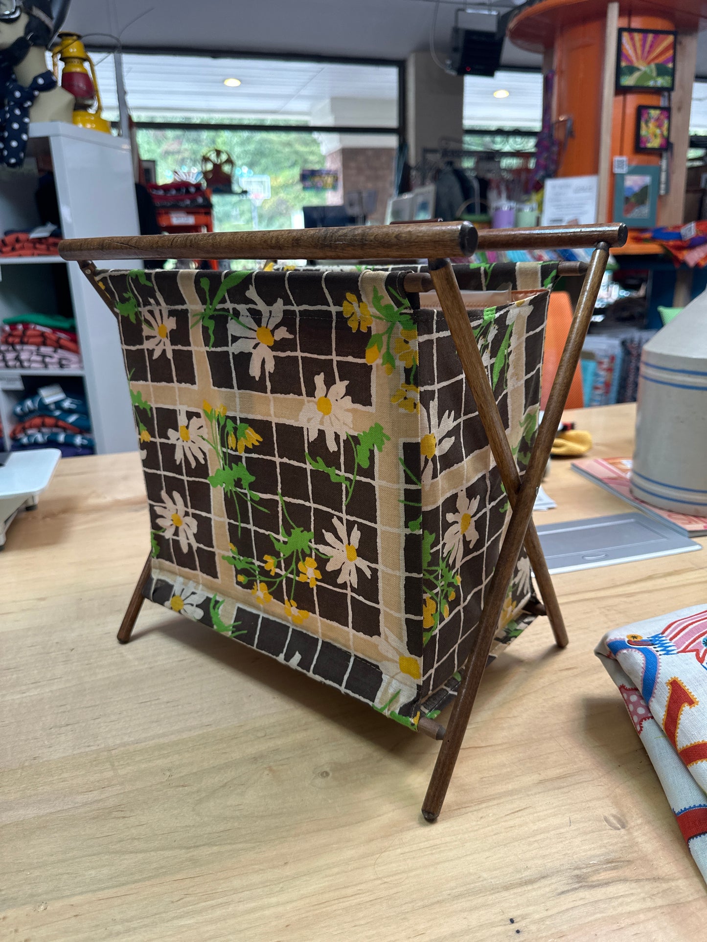Vintage folding knitting or sewing caddy/bag