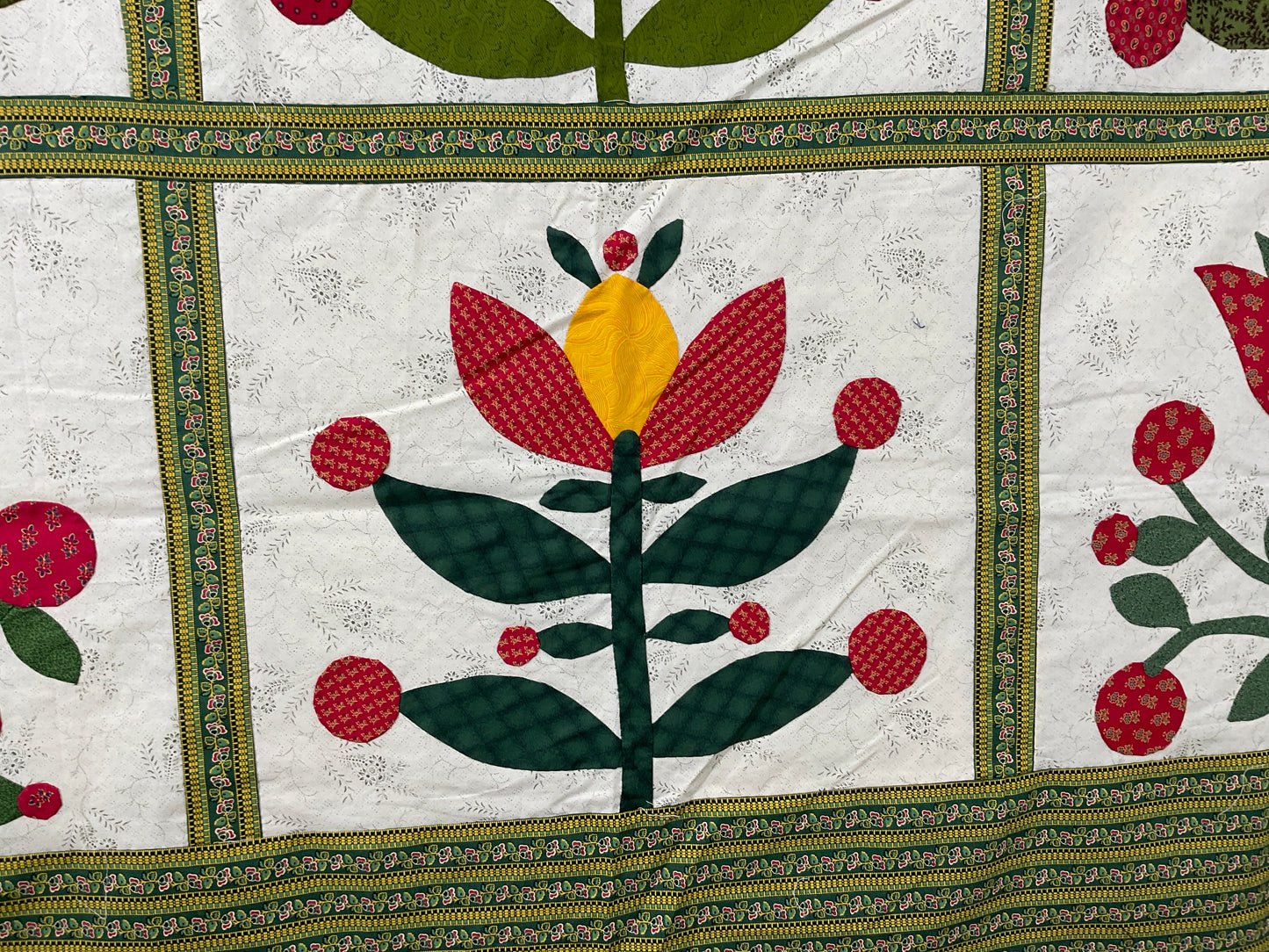 Modern Applique Quilt Top
