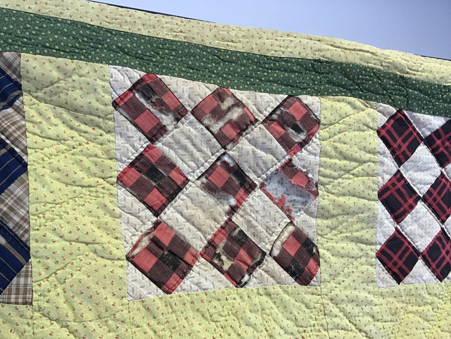 Cutter Quilt 80”x80”