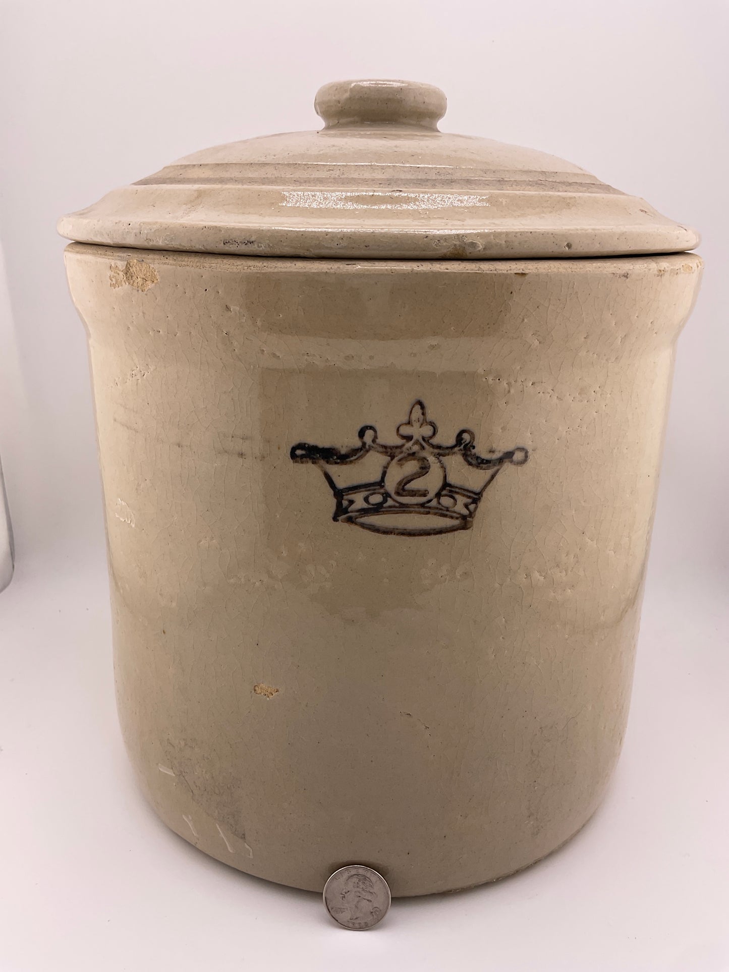 Vintage 2 gallon Robinson Ransbottom pickle crock w lid