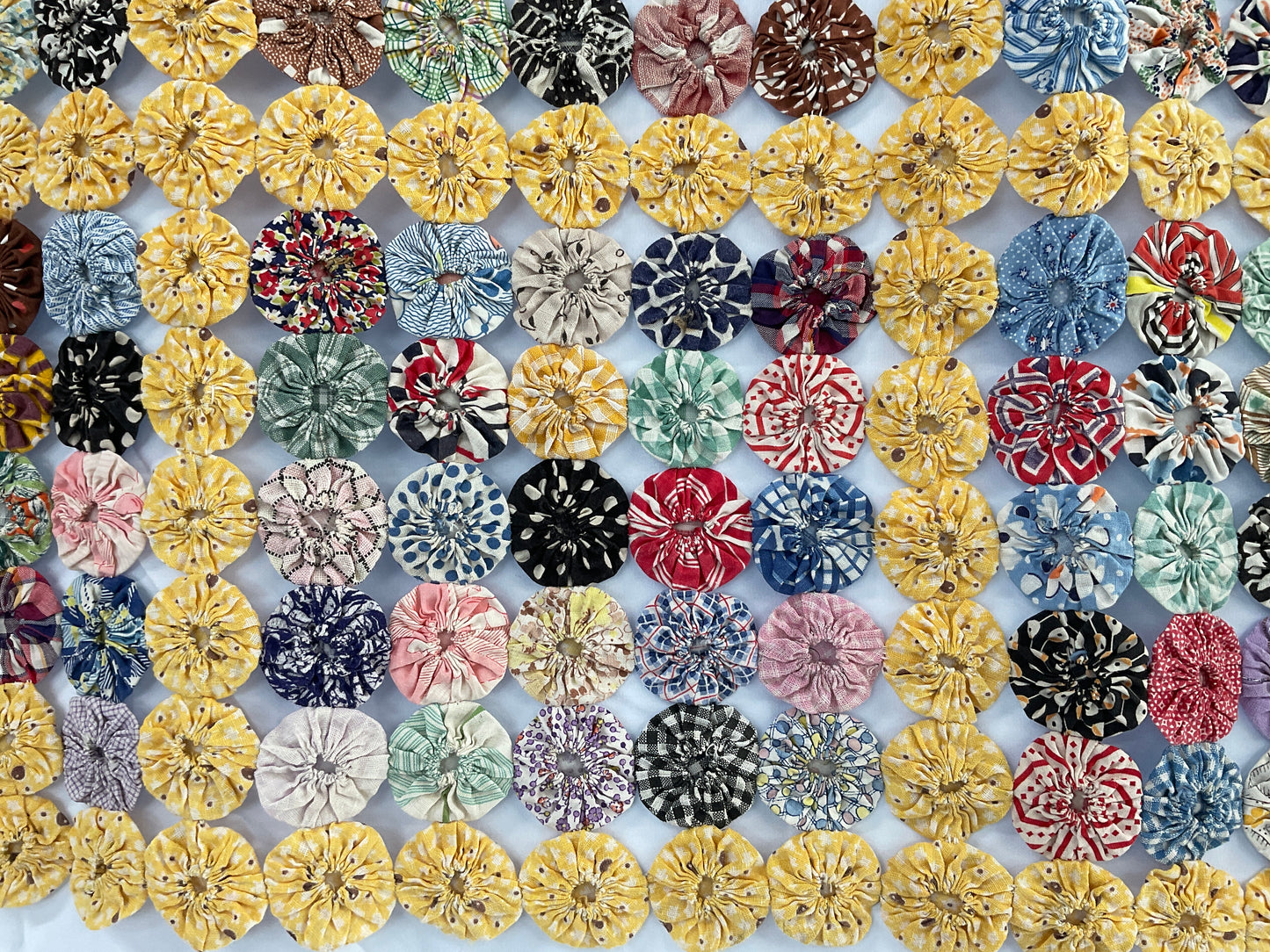 Yo-Yo Quilt
