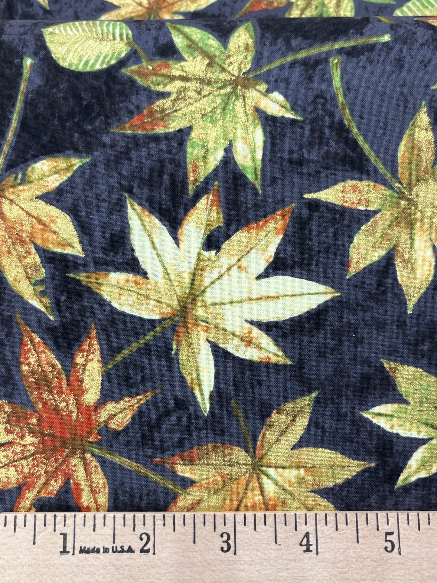 Shades of Autumn (Black)