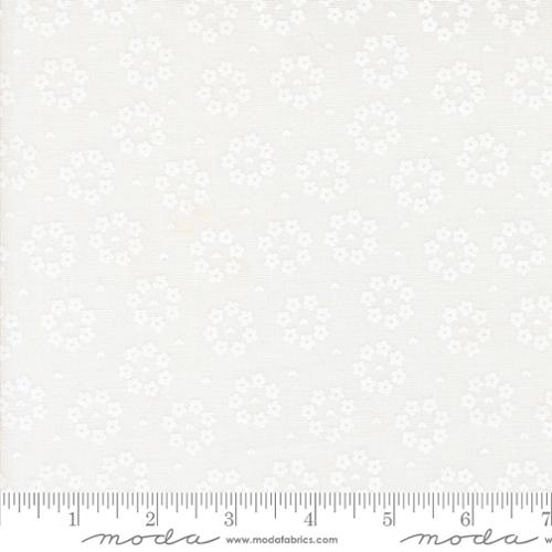 Raspberry Summer (Floral Rings-Cloud White)