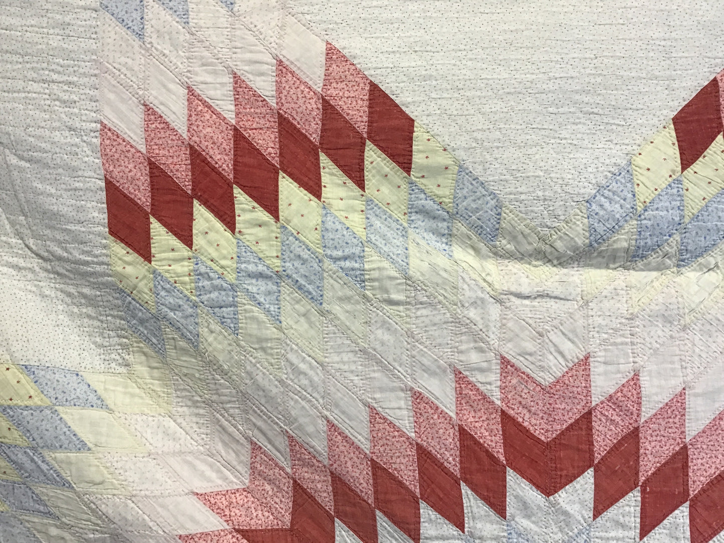 Late 1800s Hand Quilted Summer Star Quilt 78.5”x74”
