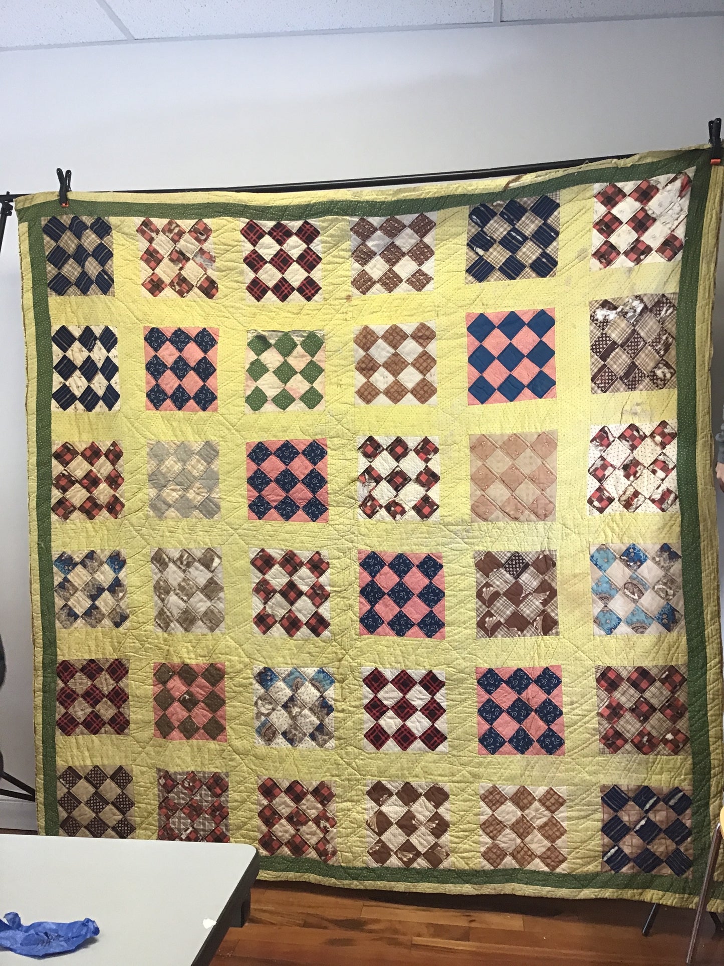 Cutter Quilt 80”x80”