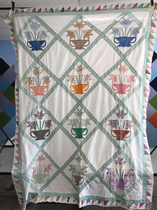 Antique tulip basket 1930s quilt top