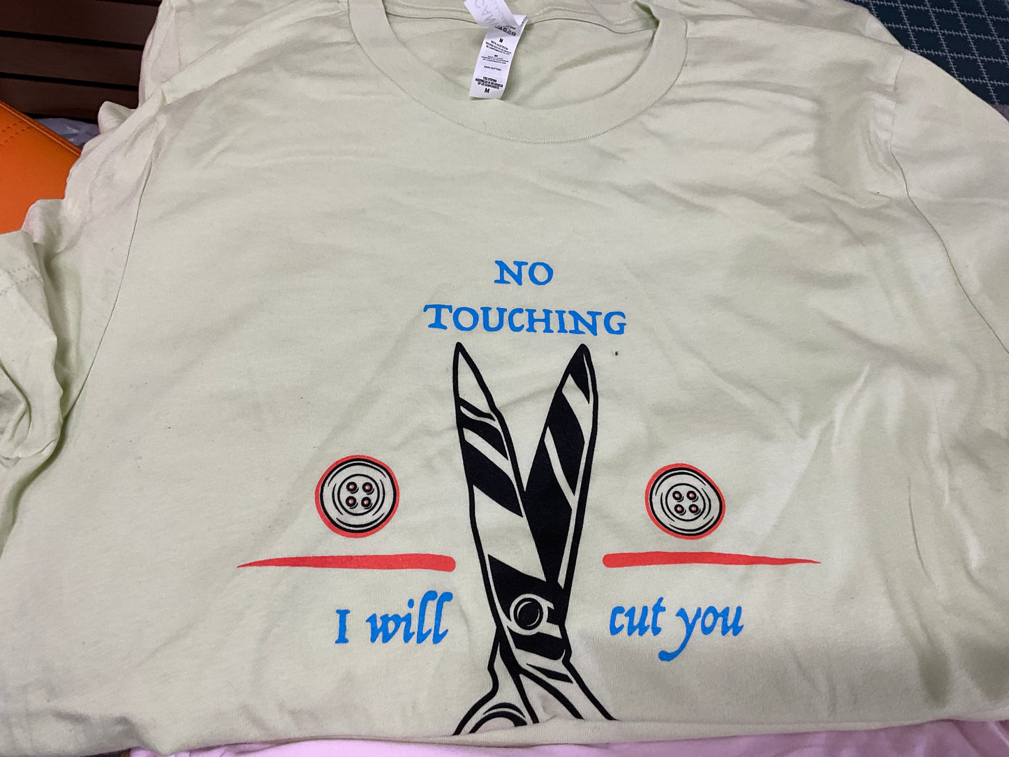 Cottonwood Tshirt-Green Scissors