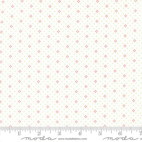Eyelet (Ivory Holly)