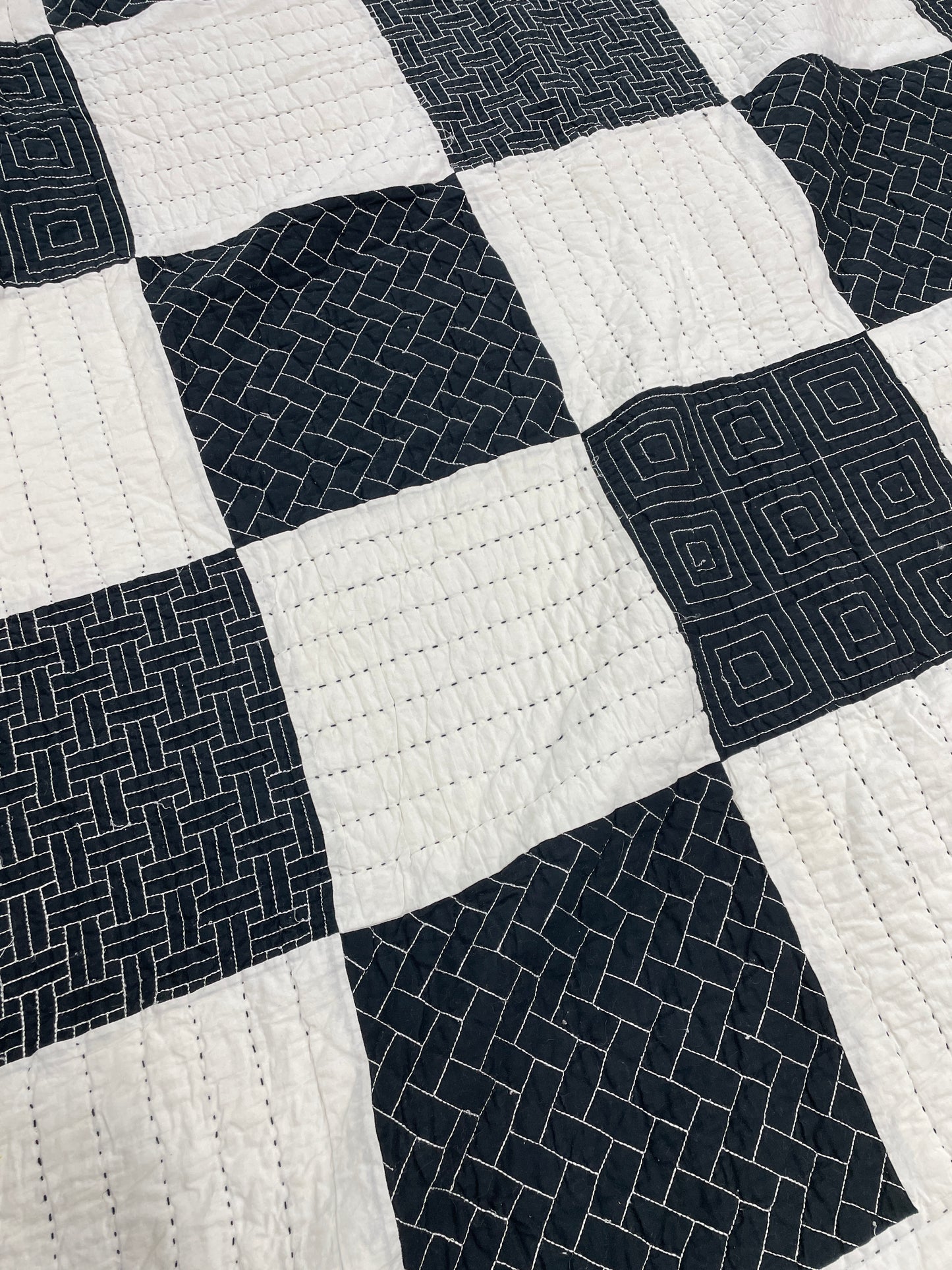Newer Pre-owned Kantha Style quilt in black and white 90" x 100"