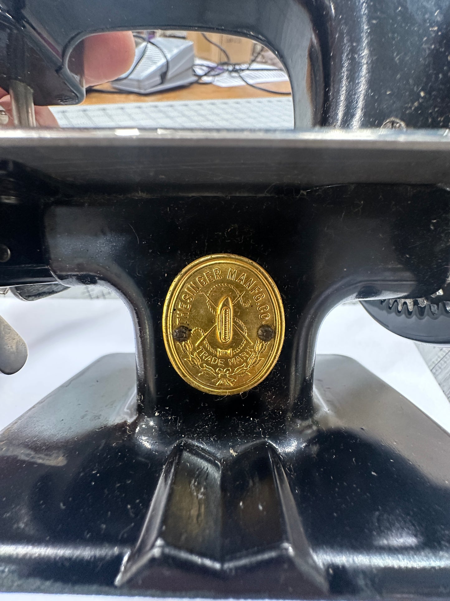 Singer Sewhandy Model 20 - Black - 1952