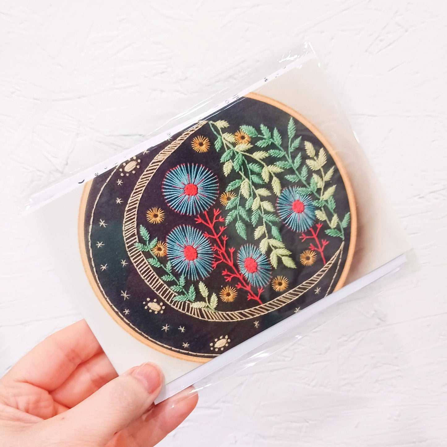 Shelfie pre-printed fabric embroidery pattern