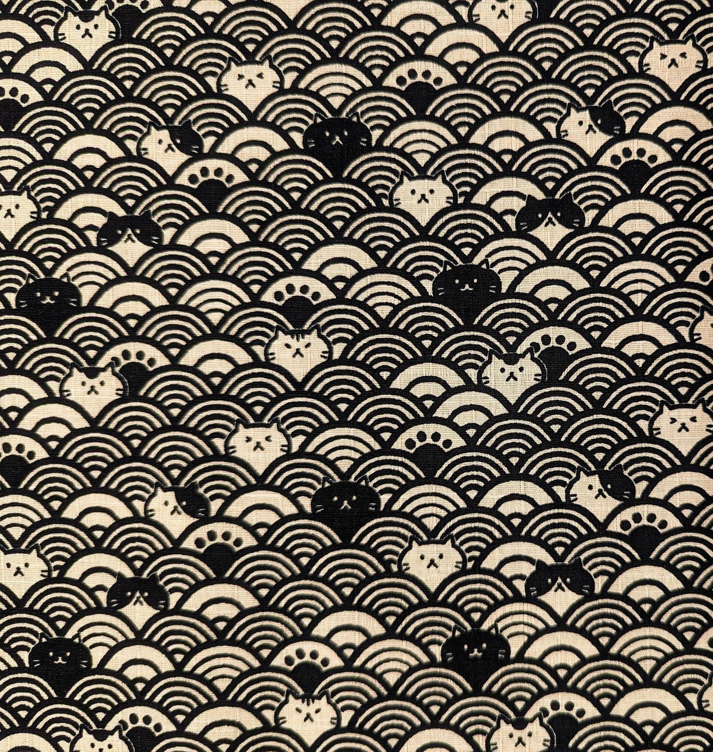 Wave Cat (Black)