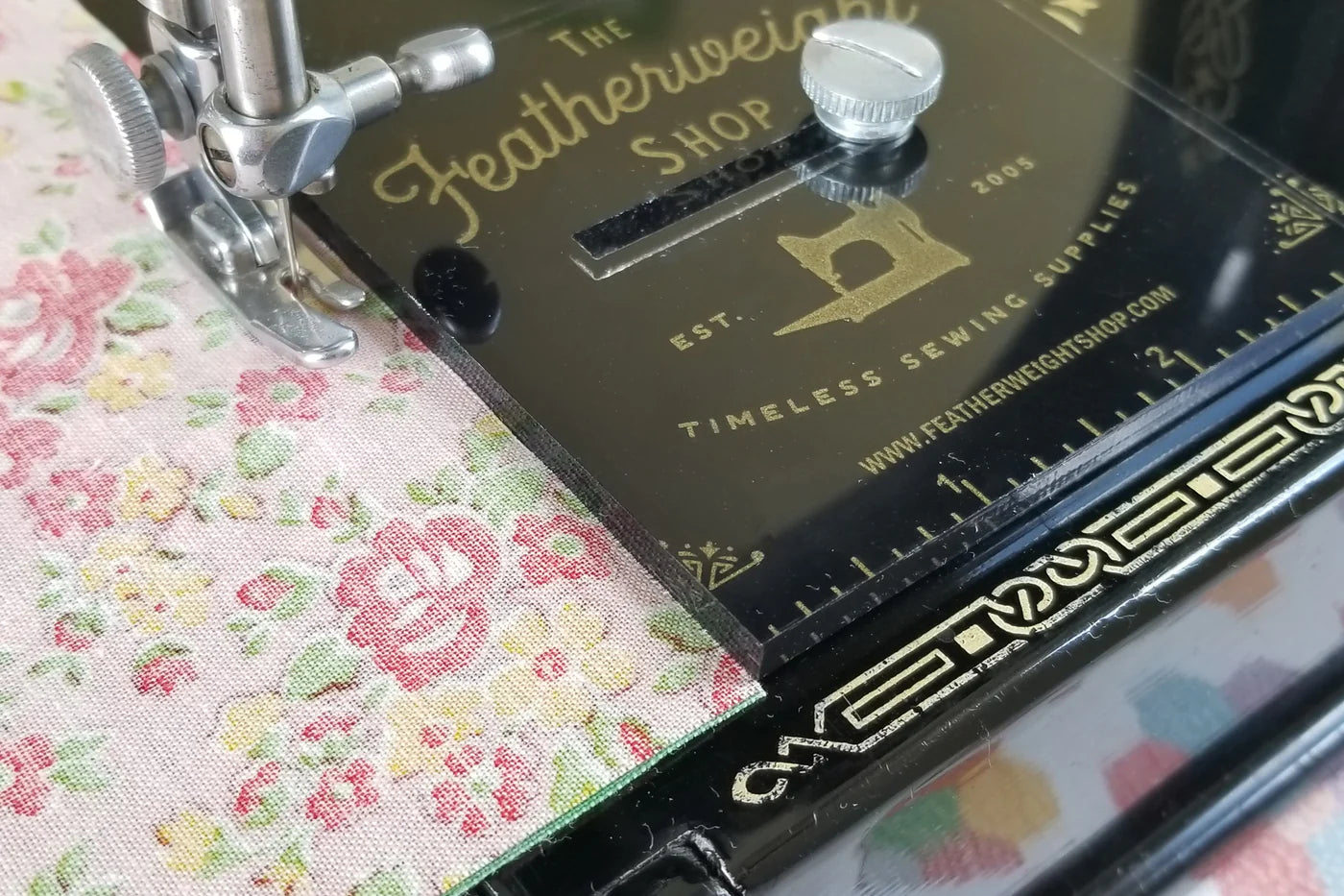 Featherweight Accurate Seam Guide, Square and Pocket Bag