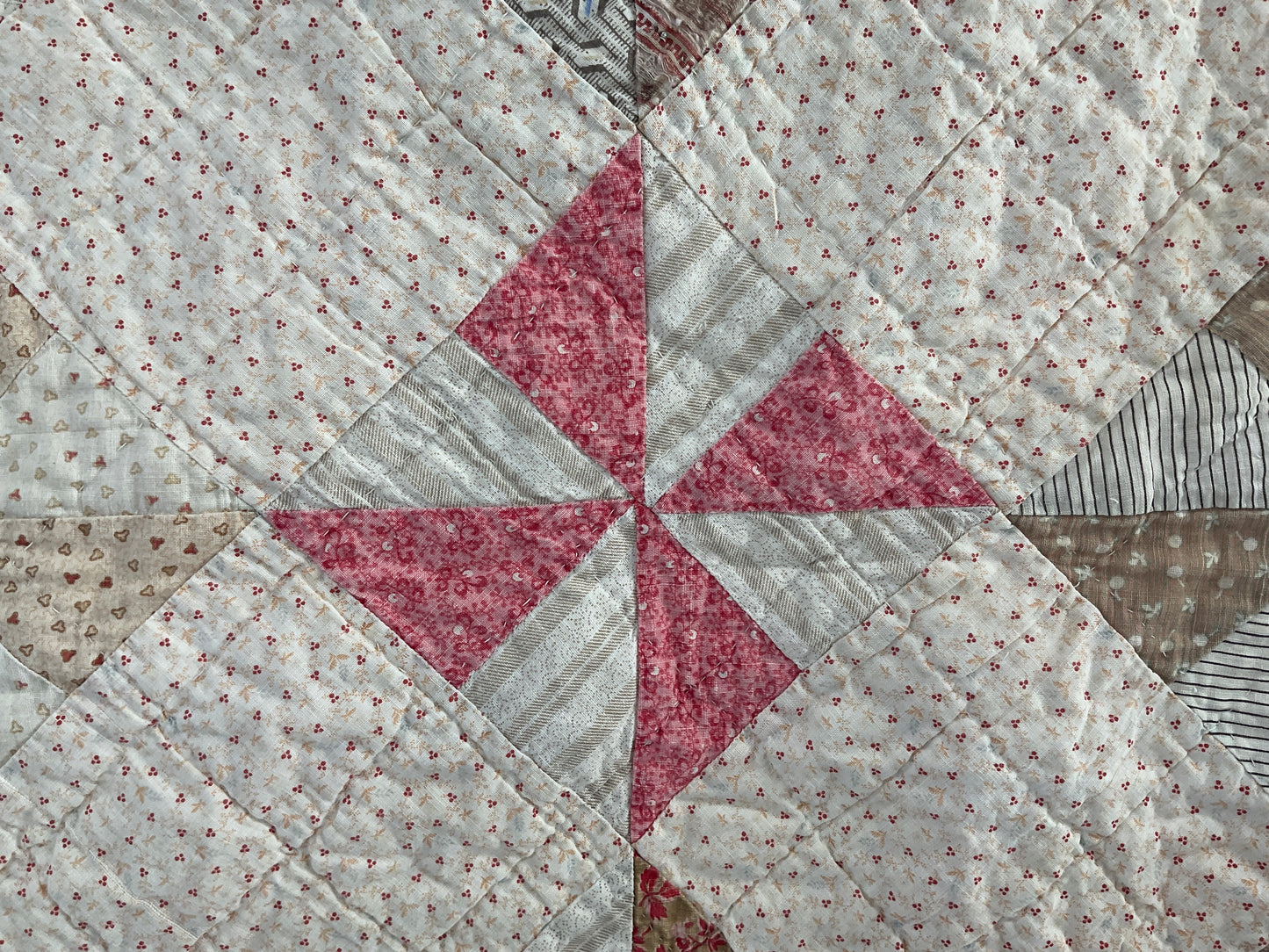 Pinwheel Lap Quilt