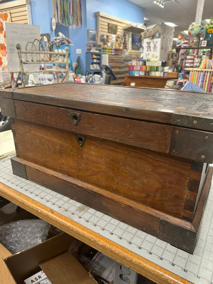 Vintage pine carpenters tool box