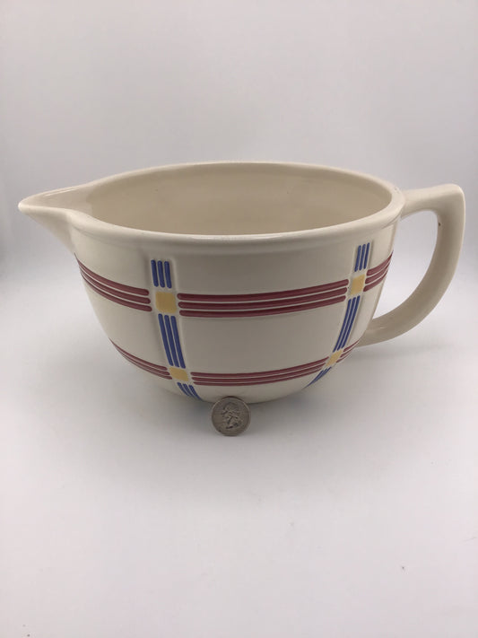 Vintage Longaberger Mixing bowl w Spout
