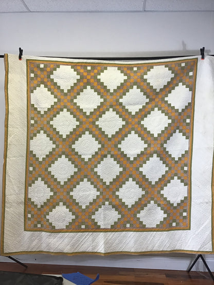 Antique 1800s Irish Chain Feathered Quilted Excellent Condition 80.5”x 80.5” With Sleeve
