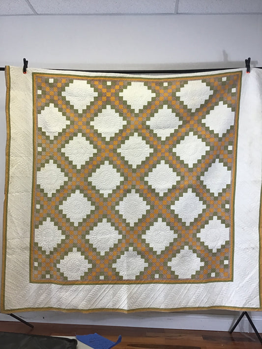 Antique 1800s Irish Chain Feathered Quilted Excellent Condition 80.5”x 80.5” With Sleeve