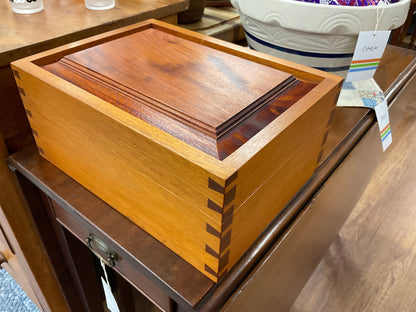 Artisan crafted dovetailed humidor