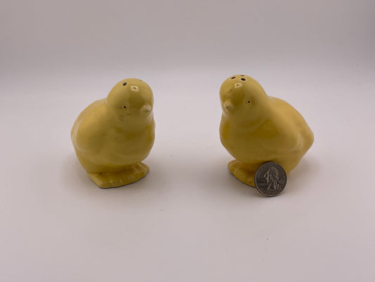 Vintage salt and pepper yellow chicks