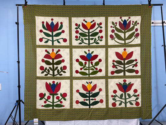 Modern Applique Quilt Top