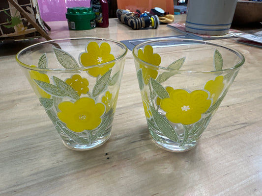 Vintage Culver Ltd. Mid-Century Highball Glass Set of 2 in the "Petite Fleur" pattern