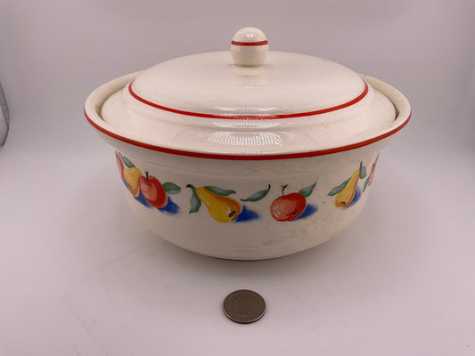 Vintage Harker Casserole Dish w lid