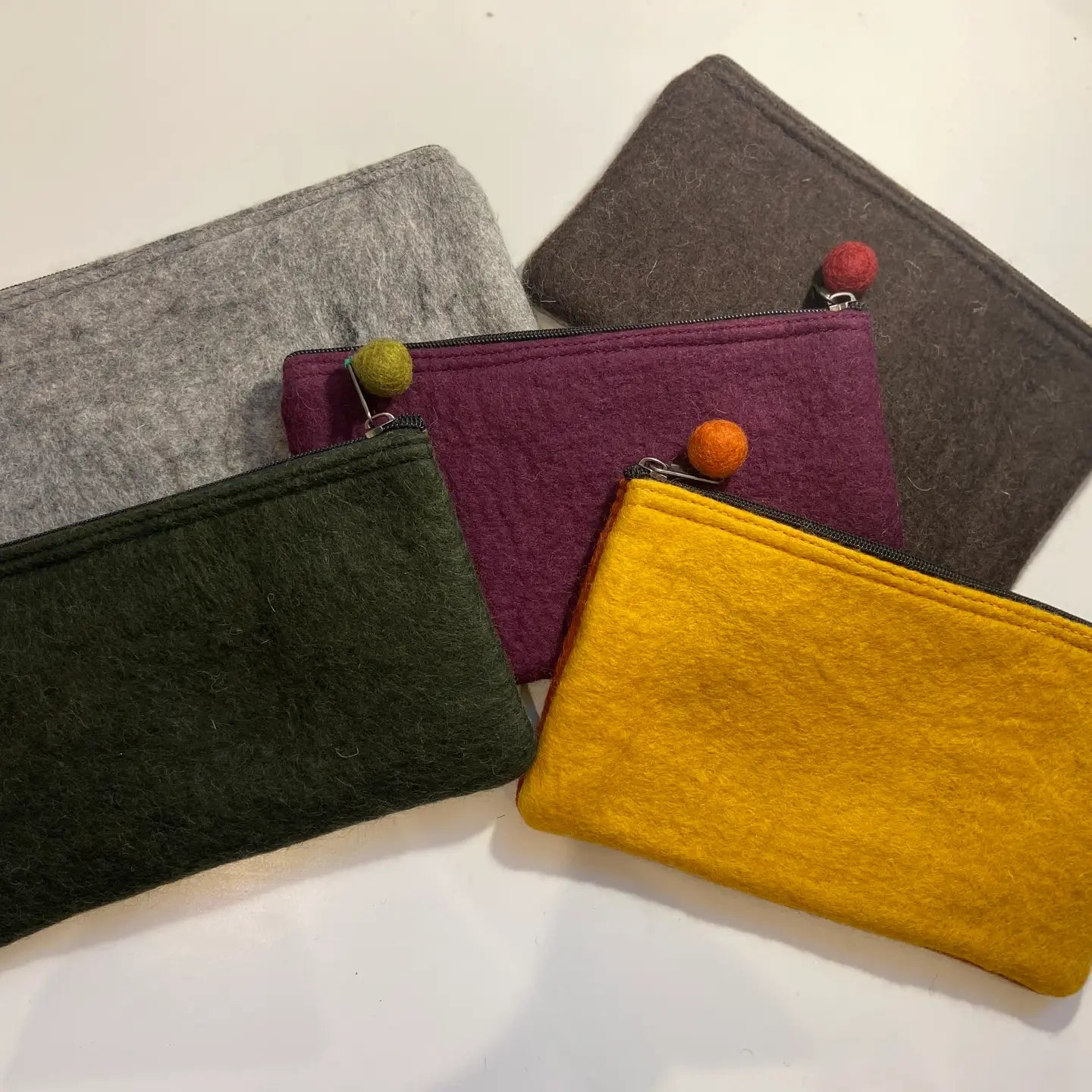 2-Tone Medium Organizer Pouch