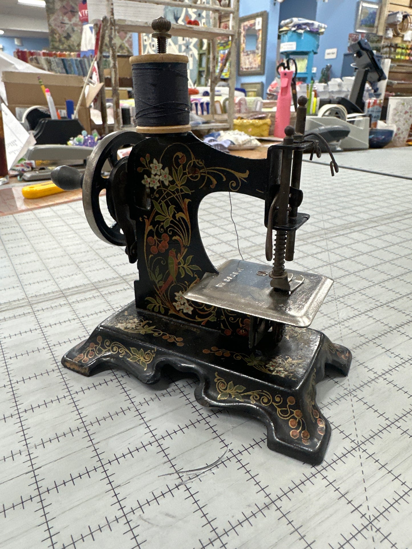 Antique Children's Sewing Machine - Muller (Germany)