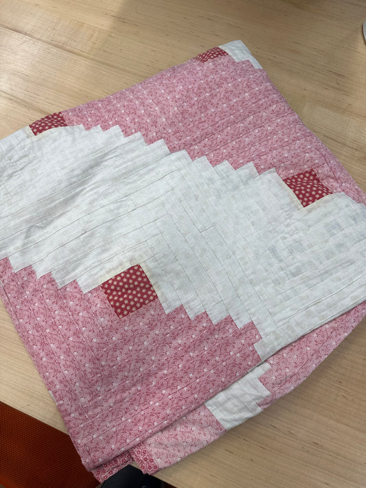 Antique log cabin quilt with feedback