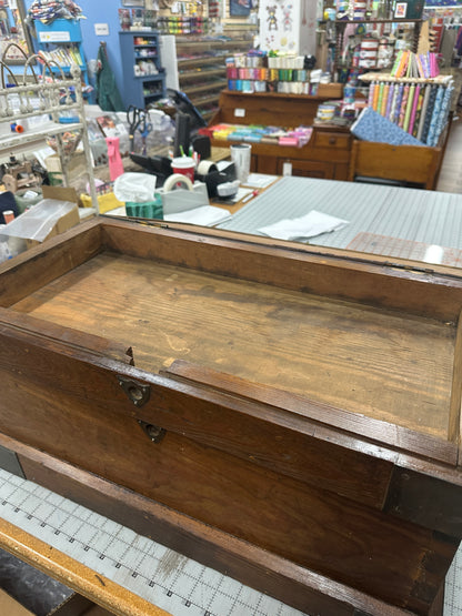 Vintage pine carpenters tool box