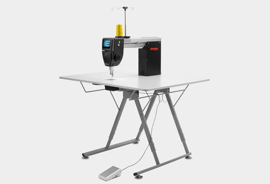 Q16/Q20 Folding Table