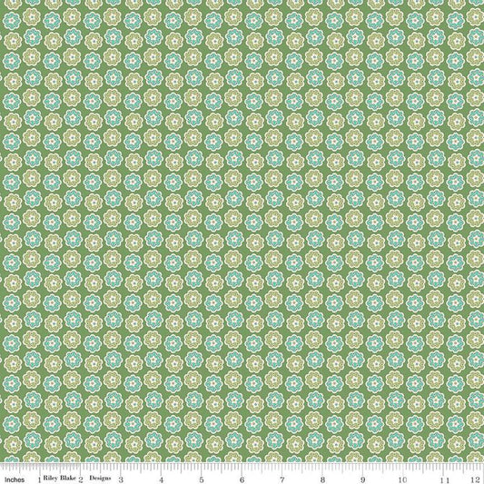 Home Town Holiday Wreath Clover