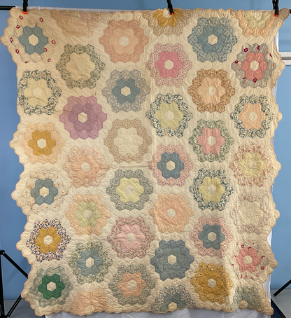 Antique Grandmothers Garden 1930s quilt