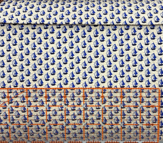 Offset Grid Tiny Sailboats (White)