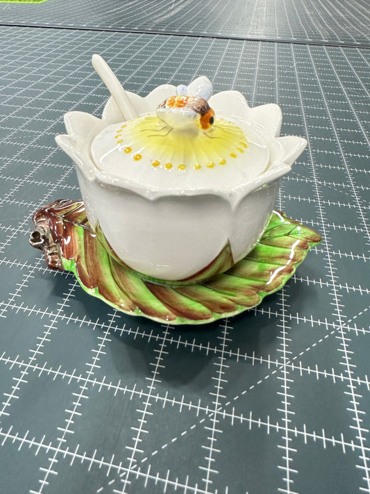 Vintage Lefton Bee Line Sugar Bowl Honey Jam