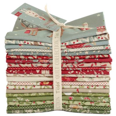 Tilda Merry Little Christmas Fat Quarter Bundle - 20 piece