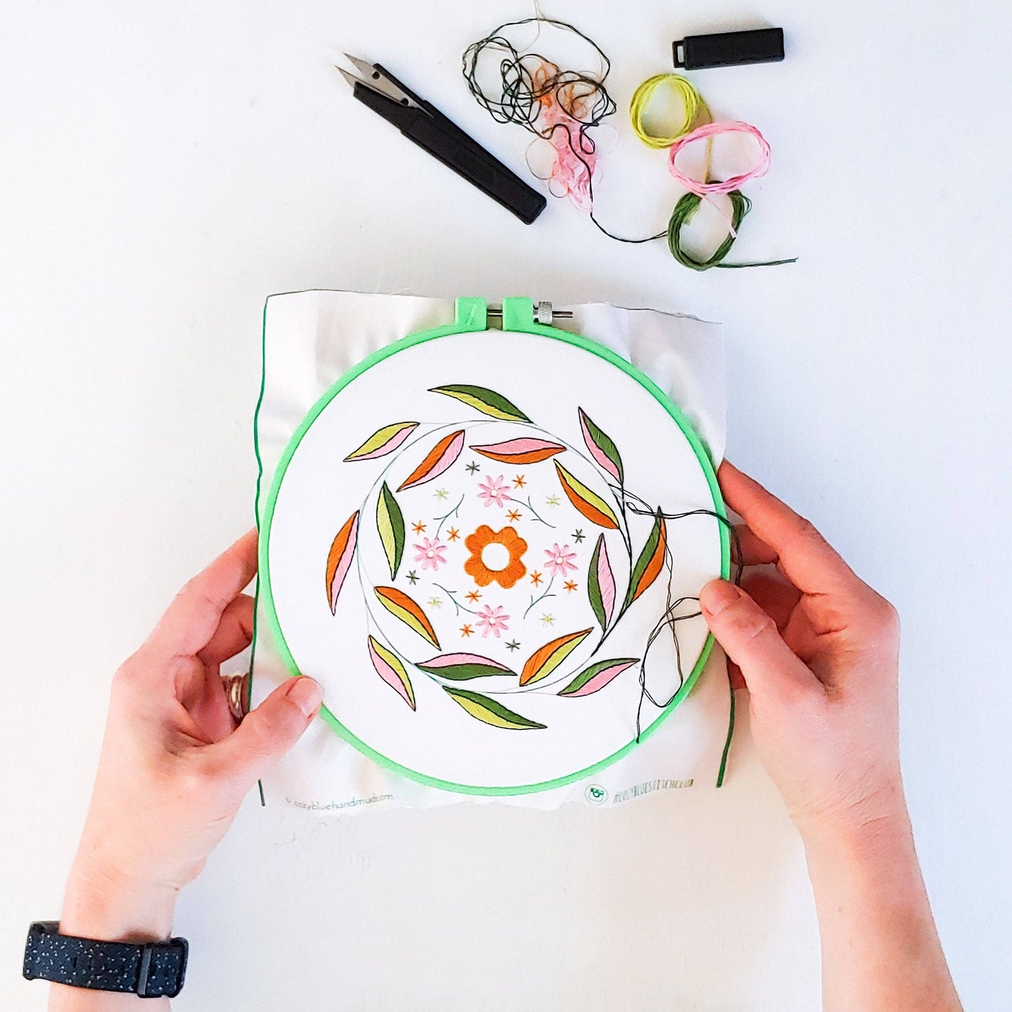 Mellow mood embroidery kit