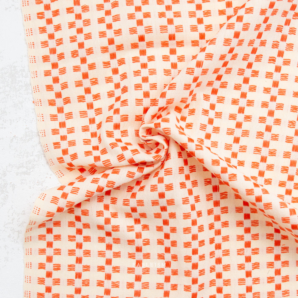 Fine & Dandy: Basketweave in Picnic