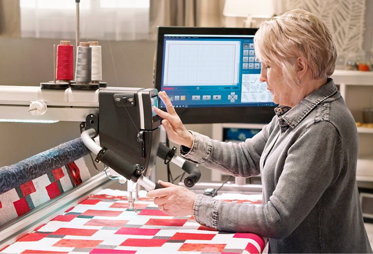 Q20/Q24 on Frame - Qmatic